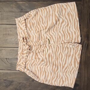 Anne Klein Pull On  Animal Print Shorts